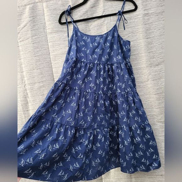 Vinyard Vines sun dress summer dress with sail boats on it size small - Picture 5 of 13
